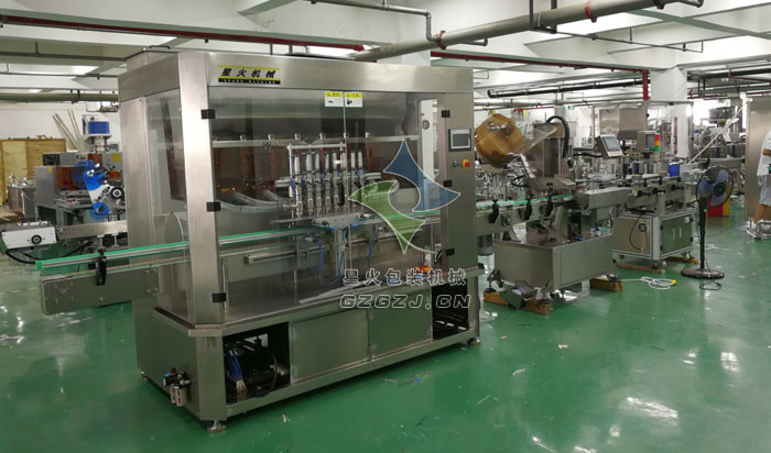 八頭醬料灌裝生產(chǎn)線